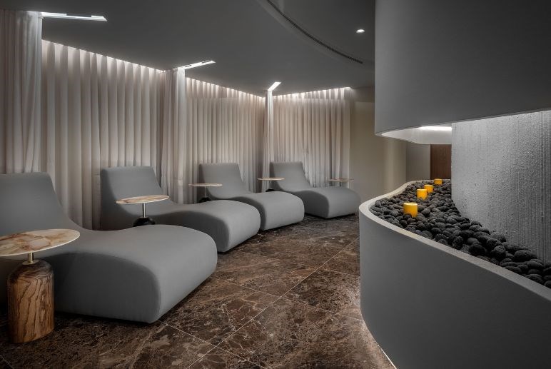 Isla Brown Corinthia Spa